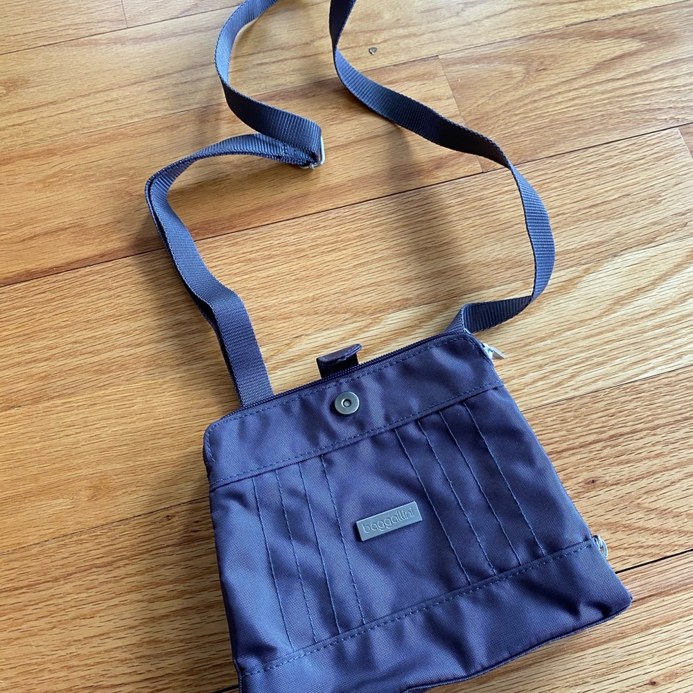 Baggalini Satchel